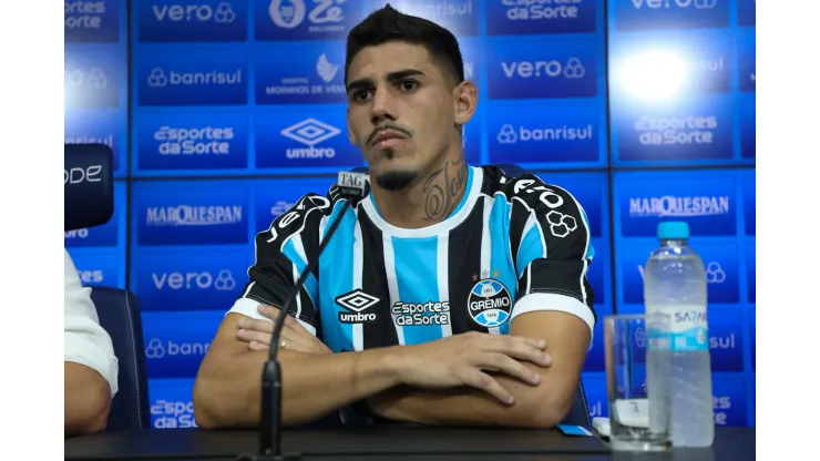 Mayk durante apresentação. Foto: Rodrigo Fatturi / Grêmio FBPA
