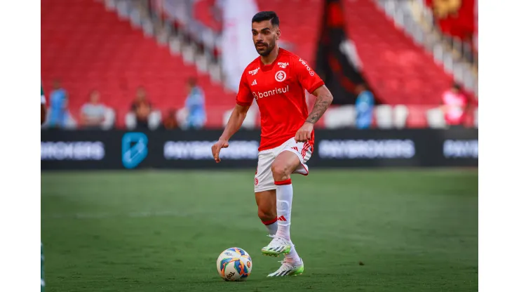 Bruno Henrique deve colocar o Gre-Nal entre os titulares - Foto: Maxi Franzoi/AGIF
