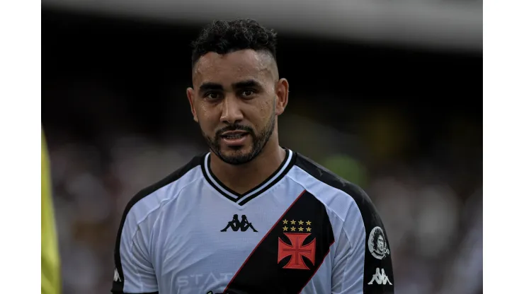  Payet jogador do Vasco durante partida contra o Botafogo no estadio Engenhao pelo campeonato Carioca 2024. Foto: Thiago Ribeiro/AGIF
