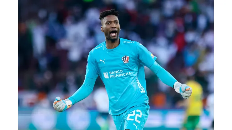 Alexander Domínguez, o goleiro da LDU provocou o Fluminense para a Recopa. Franklin Jacome/Getty Images
