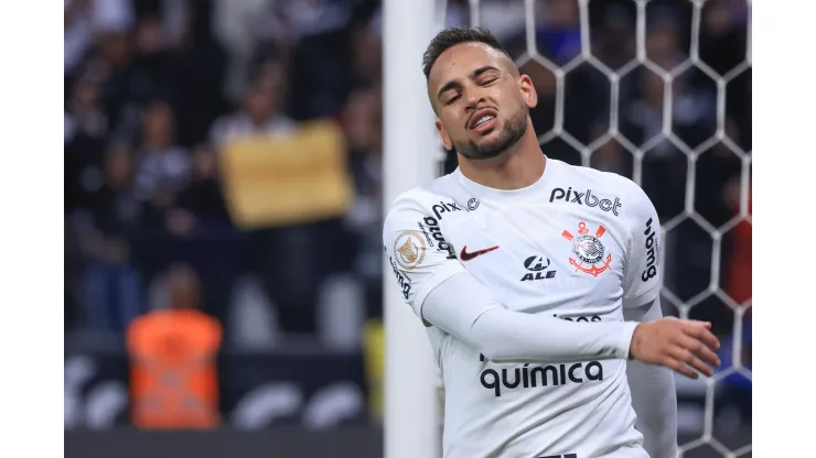 Maycon jogador do Corinthians. Flamengo está de olho meio-campista do Timão.  Marcello Zambrana/AGIF
