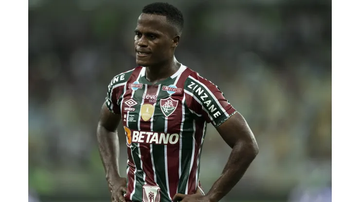 Foto: Jorge Rodrigues/AGIF - Jhon Arias durante a partida contra a LDU no Maracanã pela Recopa.
