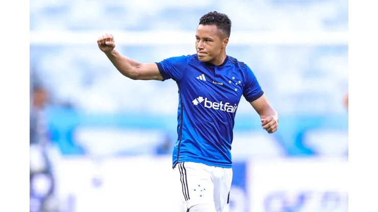 Marlon tem situação atualizada no Cruzeiro. 
