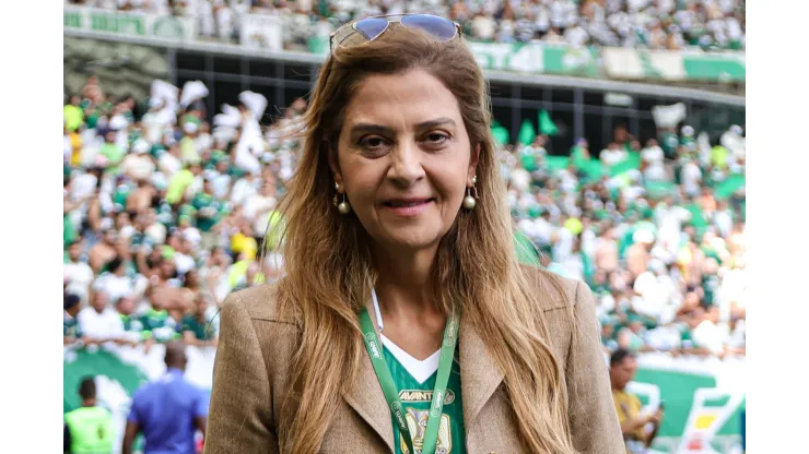 Leila defendeu postura equilibrada do Palmeiras com as finanças. Foto: Gilson Lobo/AGIF
