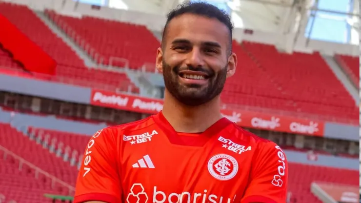 Thiago Maia foi apresentado ao Inter. Volante estava defendendo o Flamengo - Foto: R Duate/Internacional
