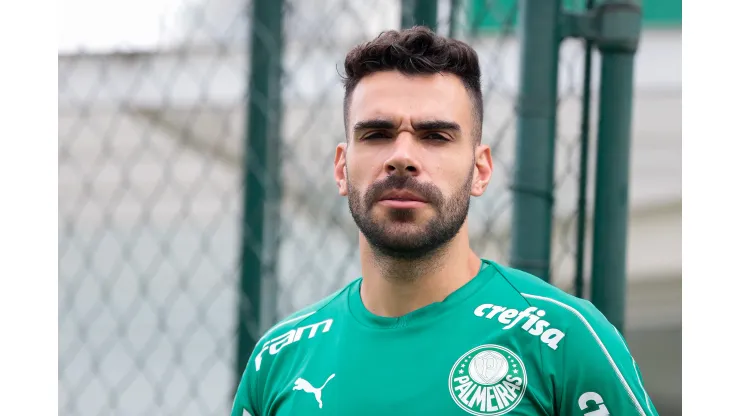 Bruno Henrique durante treino do Palmeiras no CT Academia de Futebol. Agora, meio-campista está no Inter e ficar no banco contra o Nova Iguaçu. Foto: Marcello Zambrana/AGIF
