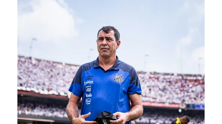 Foto: Abner Dourado/AGIF - Carille durante a partida contra o São Bernardo no Morumbi.
