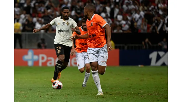 Duelo entre Vasco e Nova Iguaçu será no Maracanã. Foto: Mateus Bonomi/AGIF
