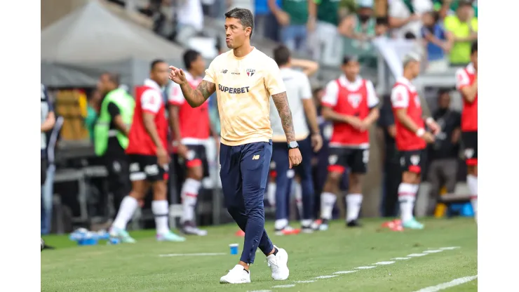 Carpini durante partida contra o Palmeiras na Supercopa.
