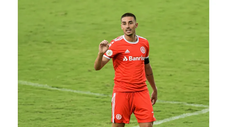 RJ - Rio de Janeiro - 14/02/2021 - BRASILEIRO A 2020, VASCO X INTERNACIONAL - Thiago Galhardo jogador do Vasco durante partida contra o Internacional no estadio Sao Januario pelo campeonato Brasileiro A 2020. Foto: Thiago Ribeiro/AGIF
