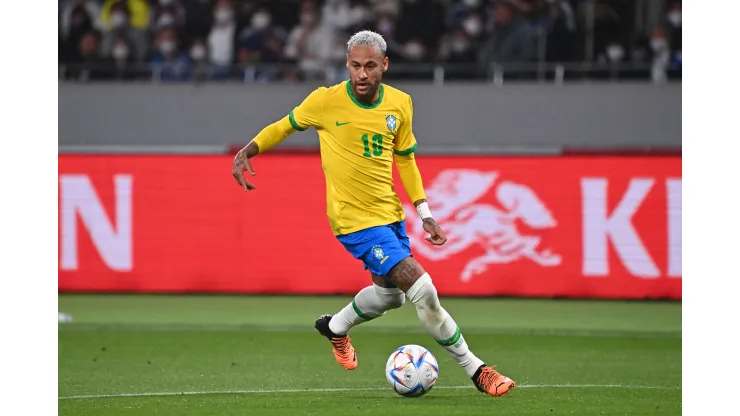 Foto: (Kenta Harada/Getty Images) - Craque da Seleção Brasileira, Neymar teve seu nome ligado ao Santos após especulações sobre uma possível saída do PSG, da França
