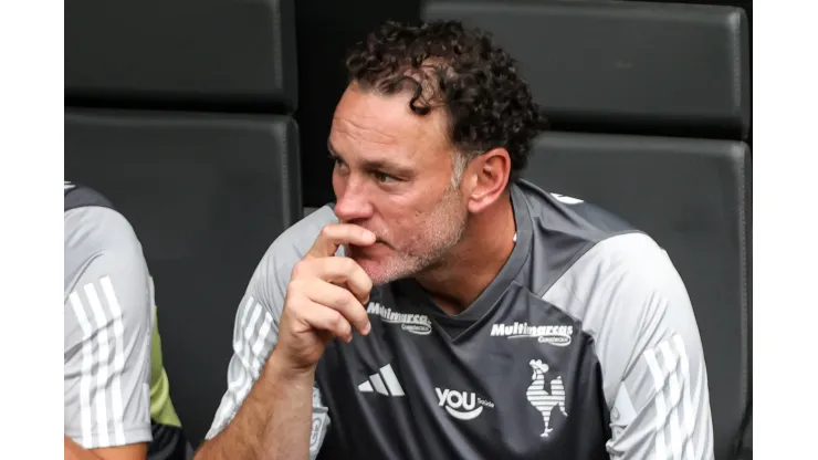 Gabriel Milito durante a final do Campeonato Mineiro contra o Cruzeiro. 
