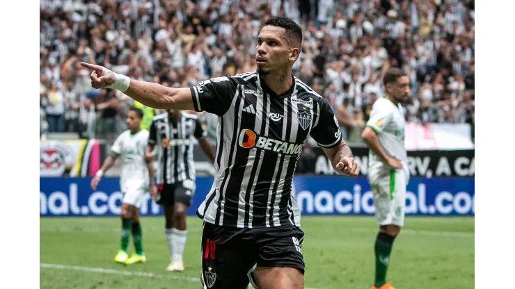 Paulinho durante confronto contra o América-MG no Campeonato Mineiro de 2024.
