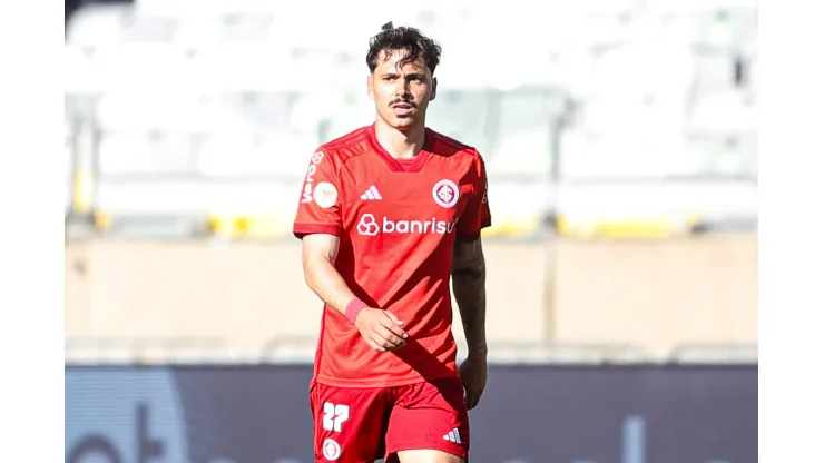 Maurício jogador do Internacional
