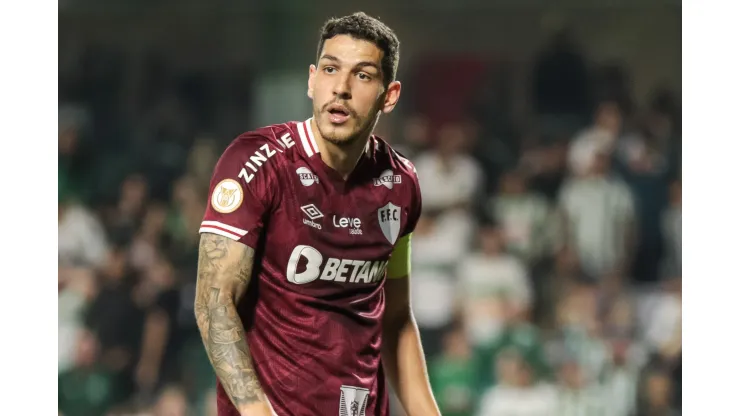 Nino atuando no Fluminense em 2023
