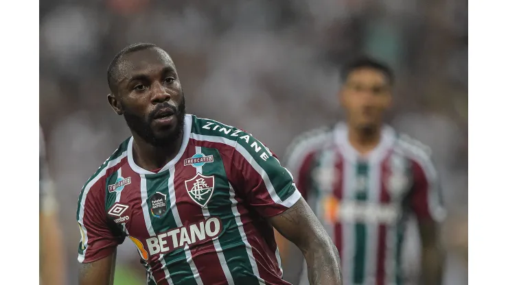 Manoel zagueiro do Fluminense estava lesionado
