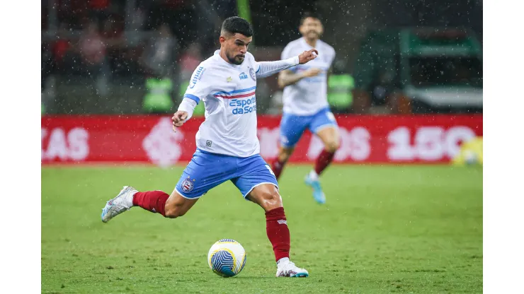 RS - PORTO ALEGRE - 13/04/2024 - BRASILEIRO A 2024, INTERNACIONAL X BAHIA - Cauly jogador do Bahia durante partida contra o Internacional no estadio Beira-Rio pelo campeonato Brasileiro A 2024. Foto: Maxi Franzoi/AGIF
