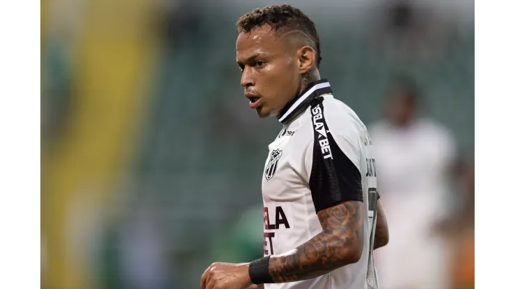 54 - CHAPECO - 23/09/2023 - BRASILEIRO B 2023, CHAPECOENSE X CEARA - Janderson jogador do Ceara durante partida contra o Chapecoense no estadio Arena Conda pelo campeonato Brasileiro B 2023. Foto: Liamara Polli/AGIF
