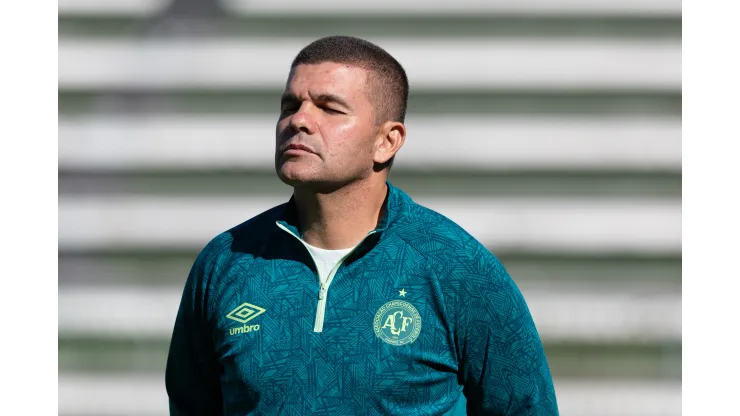 Humberto Louzer tecnico do Chapecoense durante partida contra o Ituano no estadio Arena Conda pelo campeonato Brasileiro B 2024. Liamara Polli/AGIF
