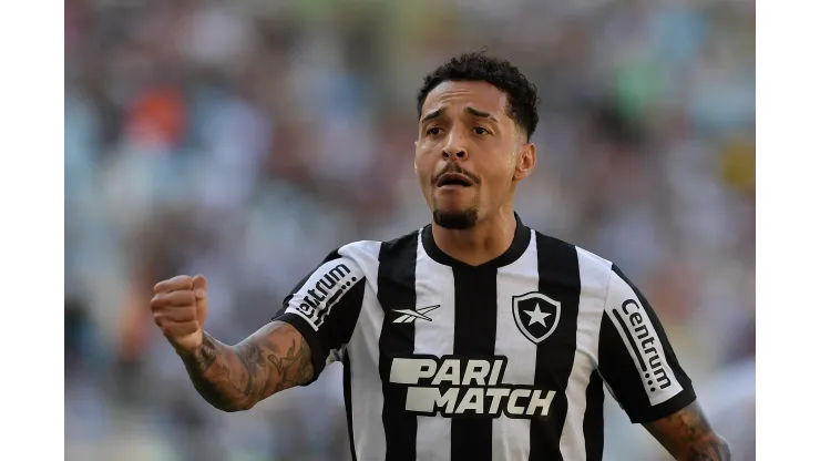 Gregore jogador do Botafogo
