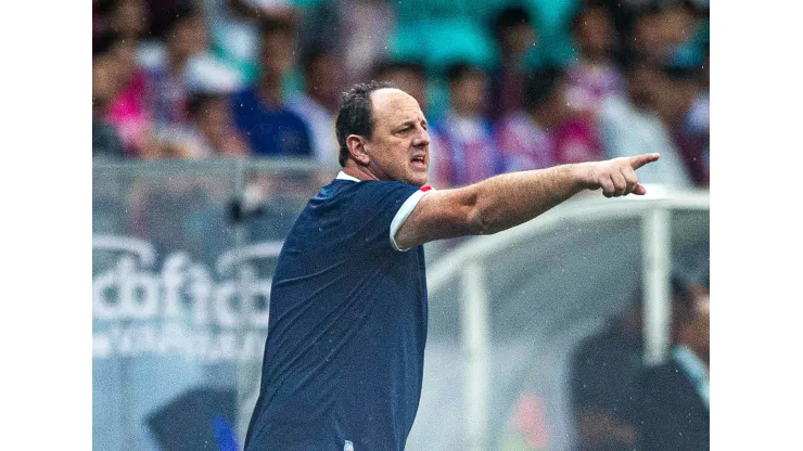 Rogerio Ceni tecnico do Bahia durante partida contra o Fluminense no estadio Arena Fonte Nova pelo campeonato Brasileiro A 2024.  Jhony Pinho/AGIF
