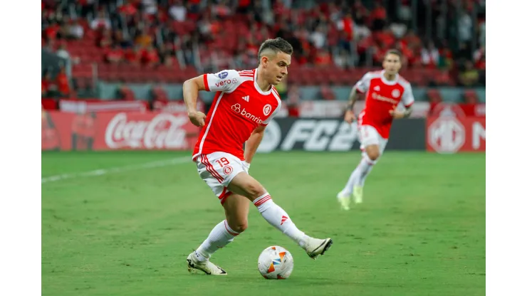 Rafael Borre jogador do Internacional durante partida contra o Real Tomayapo no estadio Beira-Rio pela Copa Sul-Americana 2024. Atleta pode ser baixa no próximo jogo. Foto: Lucas Gabriel Cardoso/AGIF
