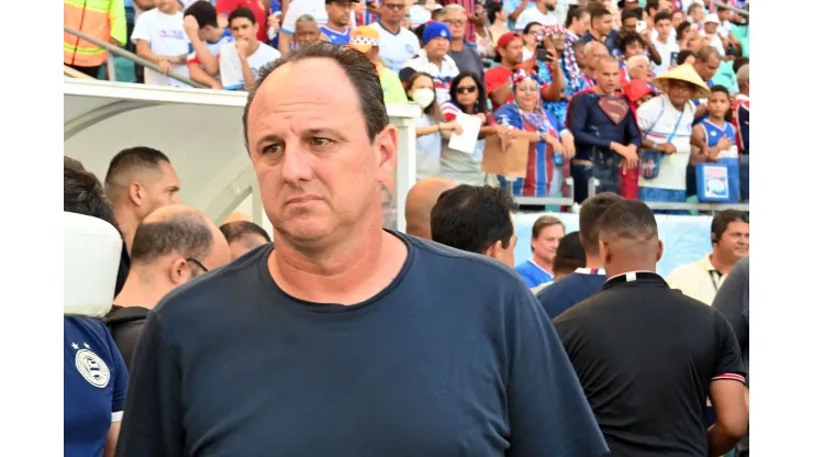 Rogerio Ceni, tecnico do BAHIA, durante partida contra o JEQUIE, no estadio Arena Fonte Nova pelo campeonato Baiano 2024. Walmir Cirne/AGIF
