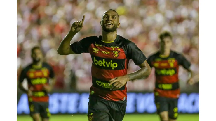 Gustavo Coutinho durante final do Campeonato Pernambucano contra o Sport.
