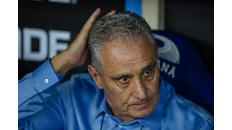 Tite tem situação atualizada no Flamengo. Foto: Thiago Ribeiro/AGIF
