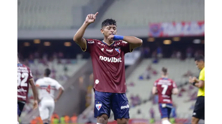 Kervin Andrade durante confronto contra o River-PI na Copa do Nordeste 2024.
