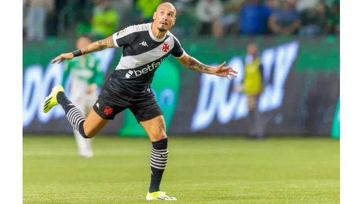 Zagueiro Maicon em jogo do Vasco da Gama (Vilmar Bannach / Alamy Stock Photo)
