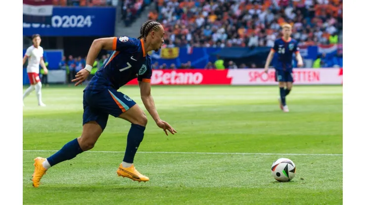 Holanda em ação na Eurocopa (Action Plus Sports Images / Alamy Stock Photo)
