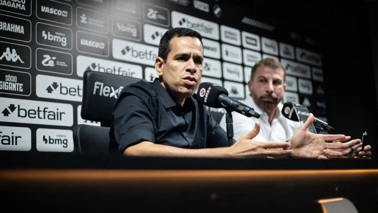 Marcelo Sant'Ana durante coletiva de apresentação. Foto: Leandro Amorim/Vasco
