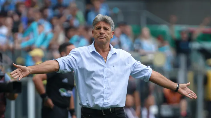 Renato Gaúcho vem sendo pressionado no cargo de treinador do Grêmio - Foto: Maxi Franzoi/AGIF
