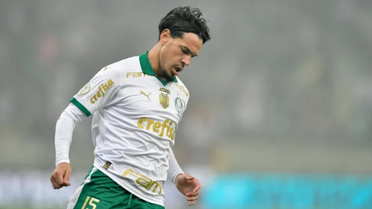 Gustavo Gómez jogador do Palmeiras durante partida contra o Fluminense no estádio Maracanã pelo campeonato Brasileiro A 2024. Foto: Thiago Ribeiro/AGIF
