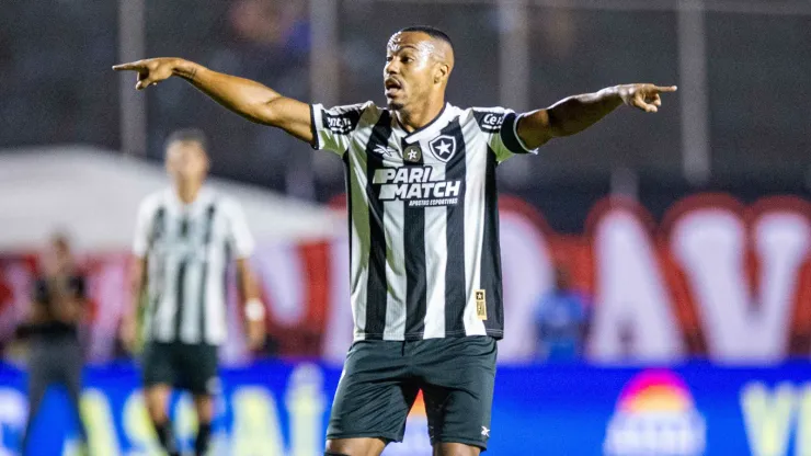 Marlon Freitas é um dos destaques do Botafogo - Foto: Jhony Pinho/AGIF
