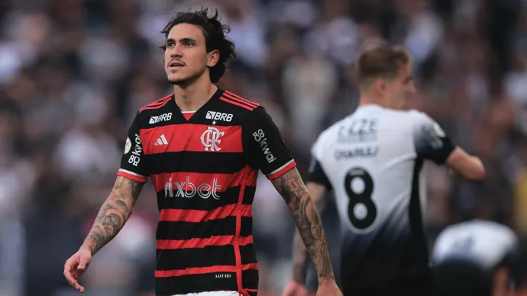 Pedro jogador do Flamengo durante partida contra o Corinthians no estádio Arena Corinthians pelo campeonato Brasileiro A 2024. Foto: Ettore Chiereguini/AGIF
