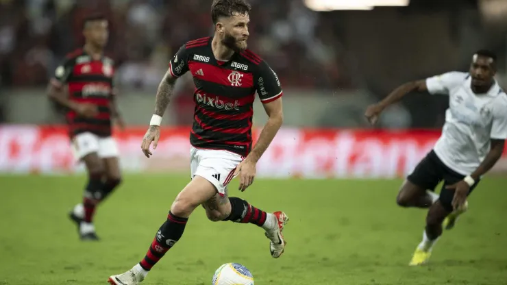 Flamengo venceu o Grêmio por 2 a 1 no primeiro turno do Brasileiro
