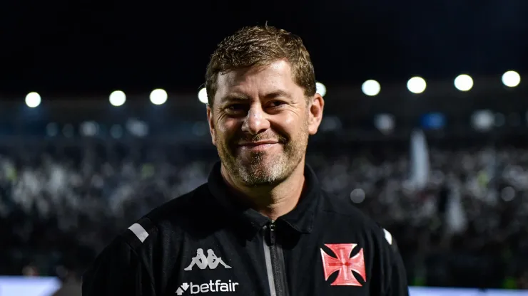 Rafael Paiva técnico do Vasco durante partida contra o Atlético-GO no estádio São Januário pelo campeonato Copa Do Brasil 2024. Foto: Thiago Ribeiro/AGIF
