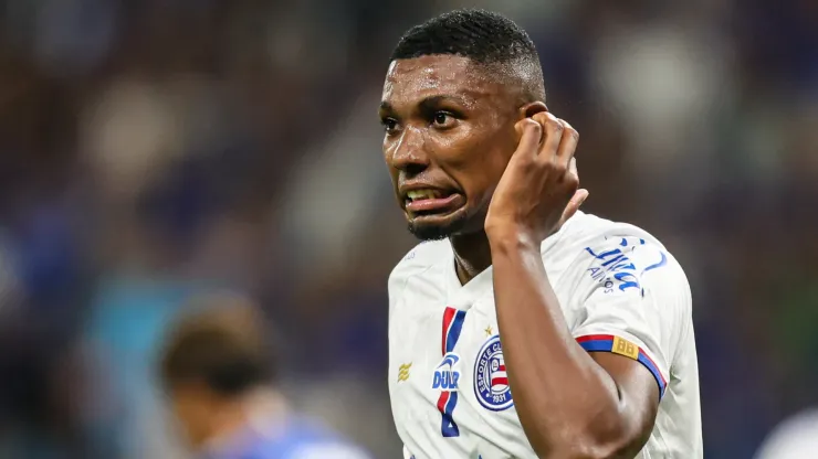 Kanu jogador do Bahia lamenta durante partida contra o Cruzeiro no estádio Mineirão pelo campeonato Brasileiro A 2024. Foto: Gilson Lobo/AGIF
