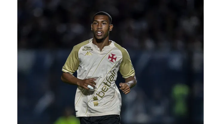 Rayan jogador do Vasco durante partida contra o Bahia no estadio Sao Januario pelo campeonato Brasileiro A 2024. 
