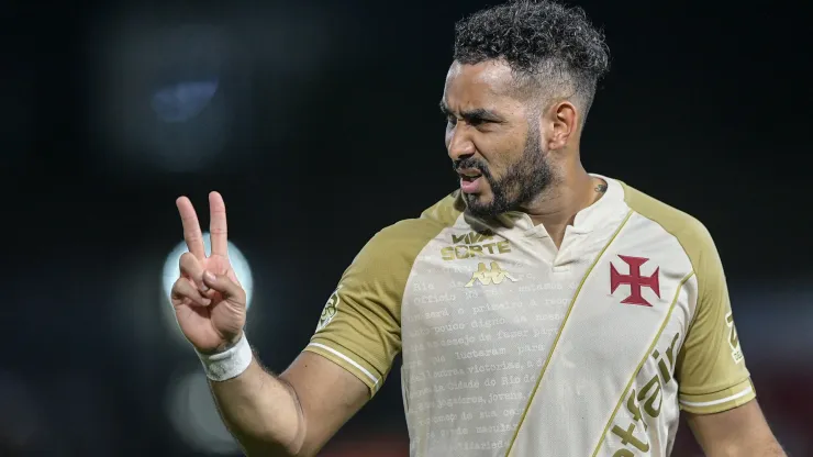 Payet jogador do Vasco durante partida contra o Bahia no estádio São Januário pelo campeonato Brasileiro A 2024. Foto: Thiago Ribeiro/AGIF
