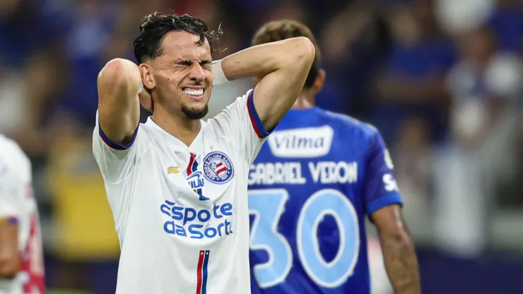 Biel, jogador do Bahia, lamenta durante partida contra o Cruzeiro (Foto: Gilson Lobo/AGIF)
