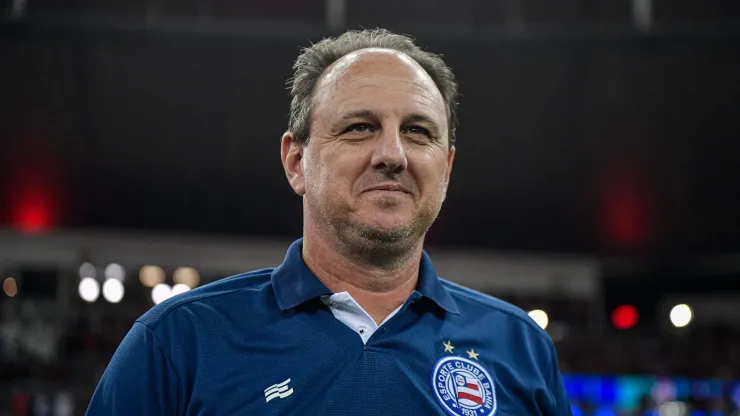 Rogerio Ceni, técnico do Bahia, durante partida contra o Flamengo (Foto: Thiago Ribeiro/AGIF)
