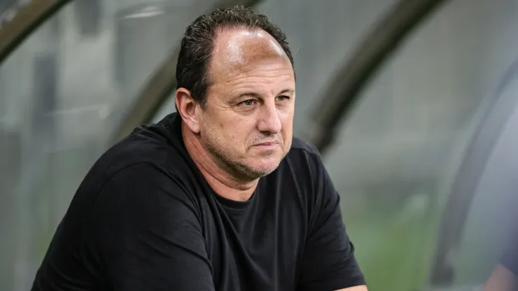 Rogério Ceni técnico do Bahia durante partida contra o Cruzeiro no estádio Mineirão pelo campeonato Brasileiro A 2024. Foto: Gilson Lobo/AGIF
