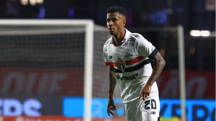 Marcos Antônio, jogador do São Paulo, durante partida contra o Internacional, pelo Brasileirão Betano.
