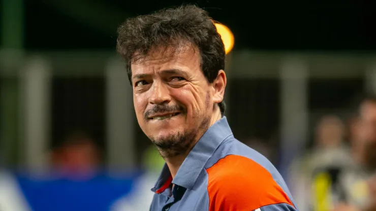 Fernando Diniz técnico do Cruzeiro durante partida contra o Flamengo no estádio Independência pelo campeonato Brasileiro A 2024. Foto: Fernando Moreno/AGIF
