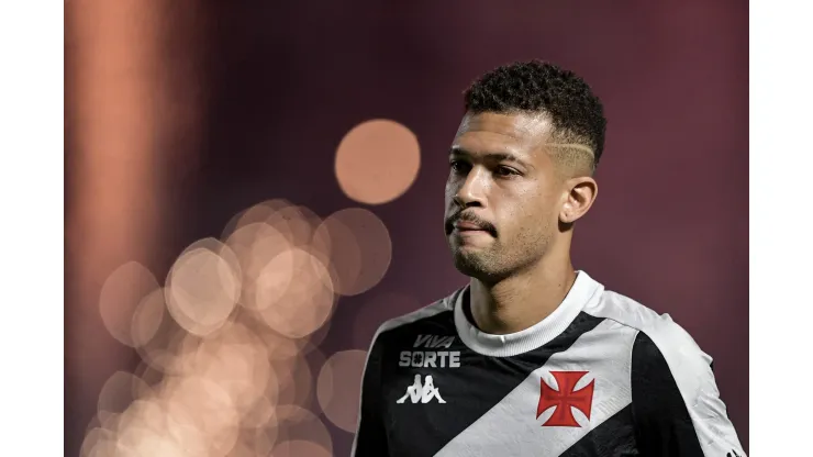  Joao Victor jogador do Vasco durante partida contra o Juventude no estadio Sao Januario pelo campeonato Brasileiro A 2024. 
