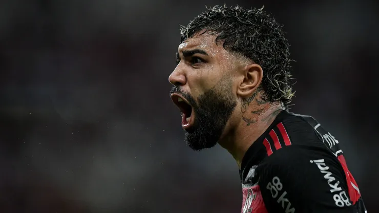  Gabigol jogador do Flamengo durante partida contra o Athletico-PR no estádio Maracanã pelo campeonato Brasileiro A 2024. Foto: Thiago Ribeiro/AGIF
