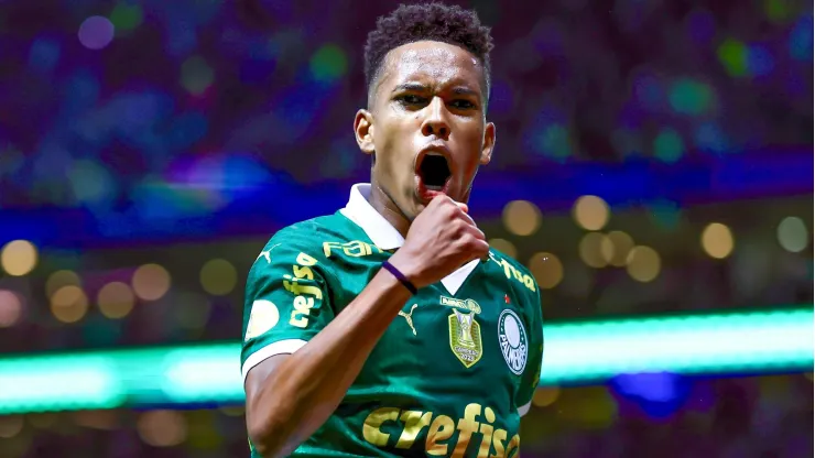 Estevão, jogador do Palmeiras
